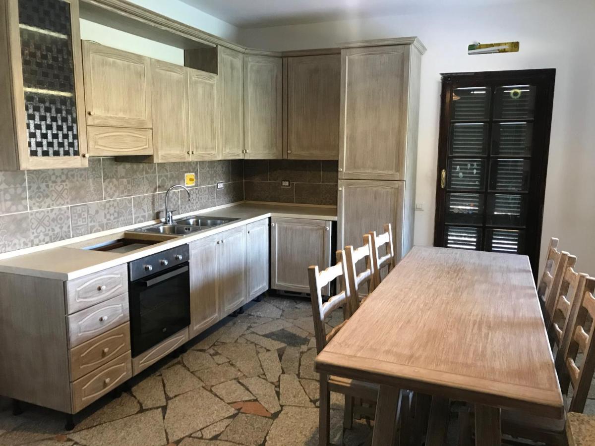 Casa Di Campagna In Gallura Luogosanto Dış mekan fotoğraf