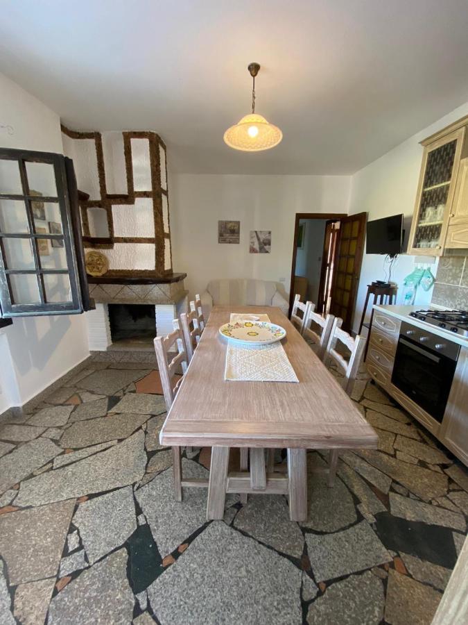 Casa Di Campagna In Gallura Luogosanto Dış mekan fotoğraf