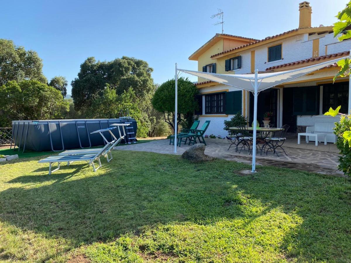 Casa Di Campagna In Gallura Luogosanto Dış mekan fotoğraf