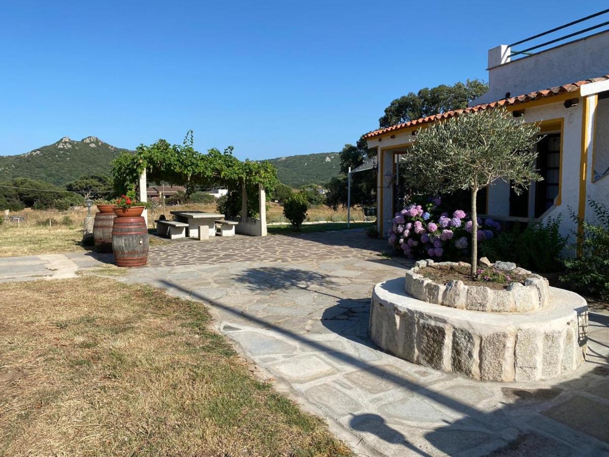 Casa Di Campagna In Gallura Luogosanto Dış mekan fotoğraf